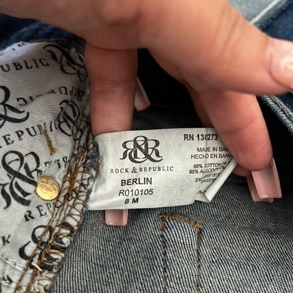 Rock&Republic Denim Shorts - Picture 4 of 8